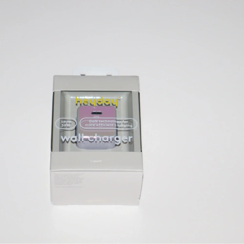 Heyday Lavender Wall Charger Shiny New In Box Phone Accessories Stylish Purple